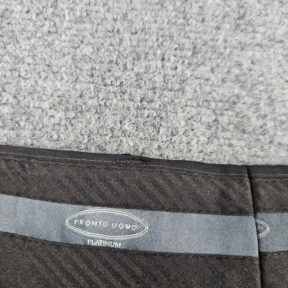 Pronto Uomo Platinum Mens Dress wool Pants Charcoal Gray‎ Pinstripe Flat Front
